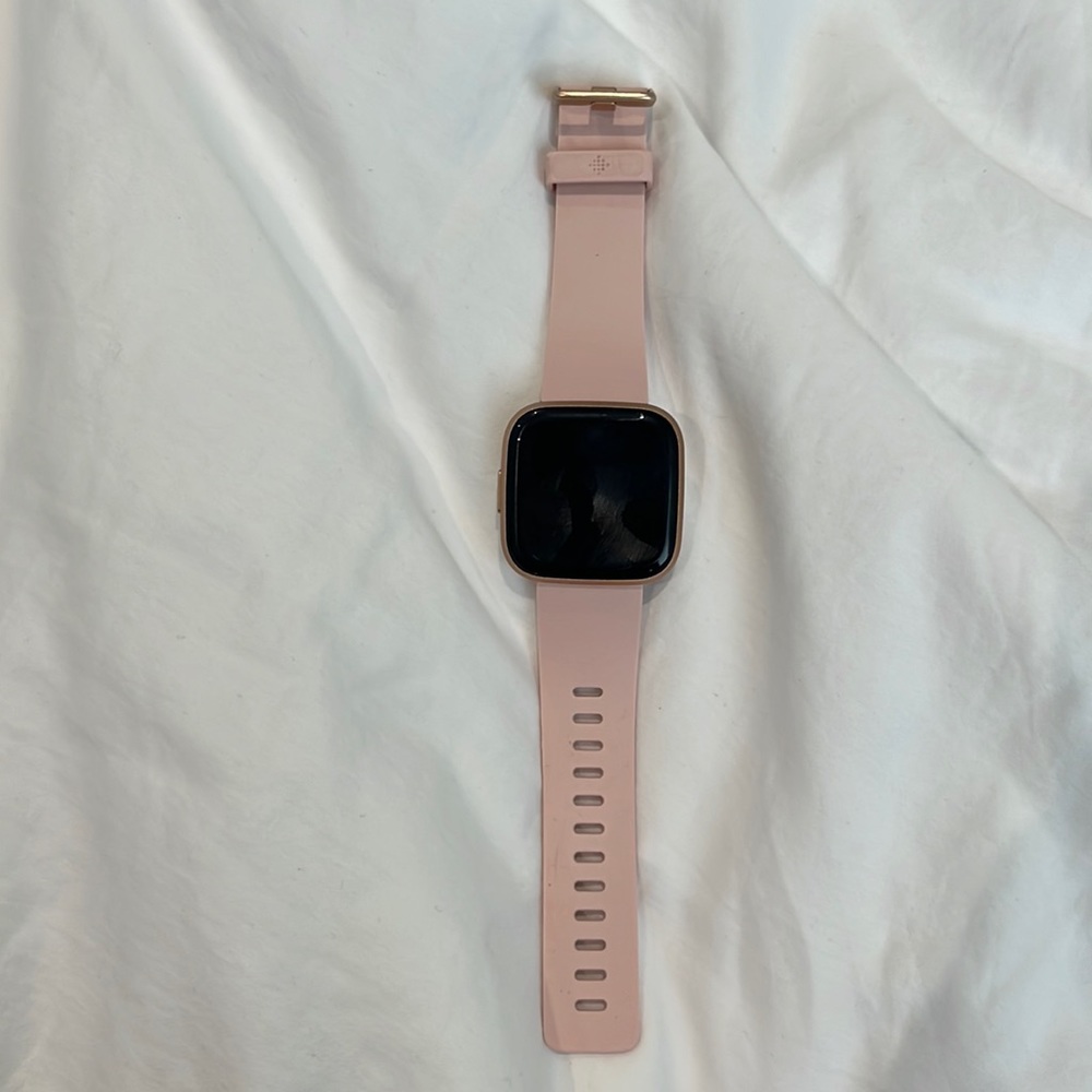 Fitbit versa2 only a few months old. Perfect condition.  + box, charger, band